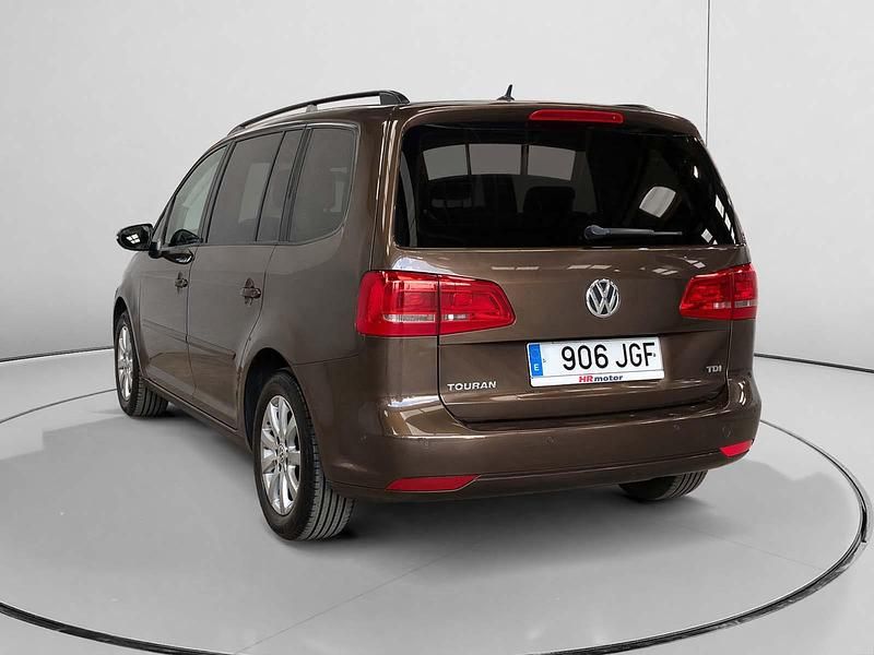 Usado VW Touran Edition 105 CV (77 kW) 2015 Monovolumen
