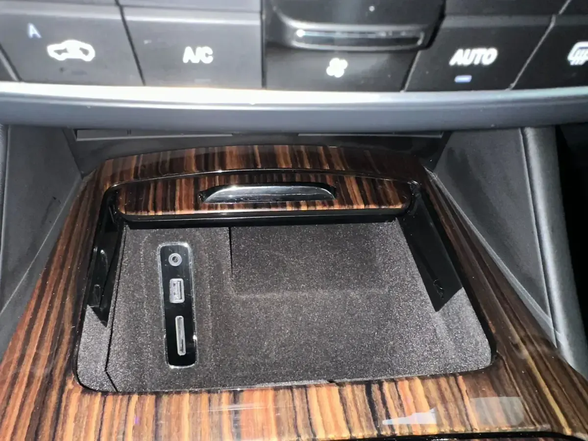 Usado Maserati Levante 430 CV (316 kW) 2017 Blanco SUV