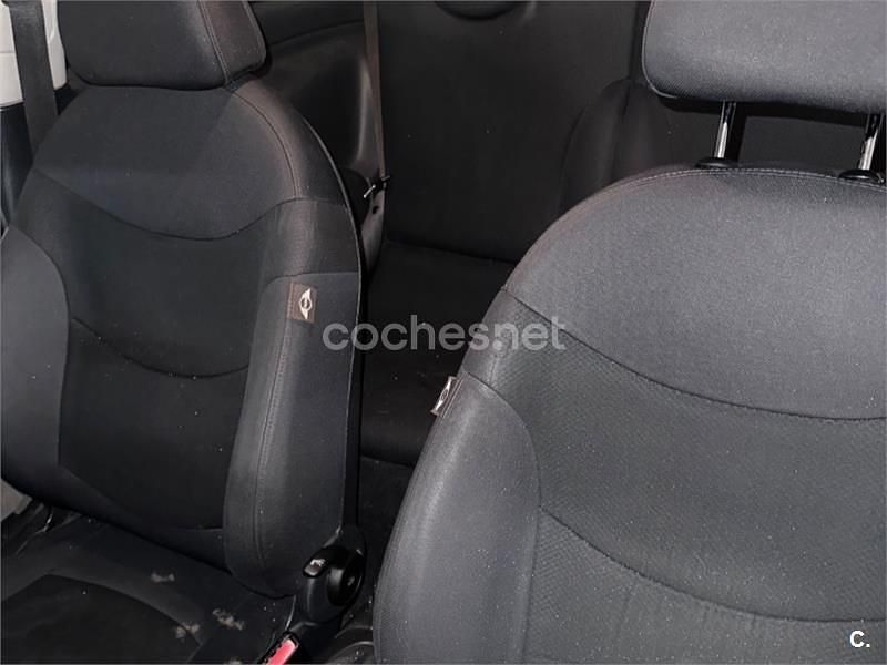 Usado Mini Cooper 115 CV (84 kW) 2004 Gris / plata Utilitario