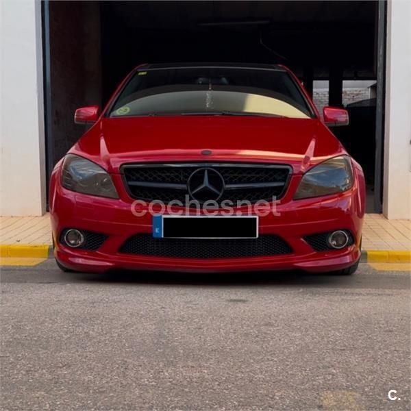 Rojo Usado 2008 Mercedes C220 Avantgarde Berlina | 13.200 € - Imagen 1/4