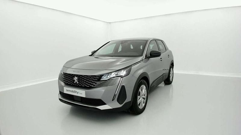 Plateado Usado 2022 Peugeot 3008 Access Monovolumen | 17.091 € (Buen precio) - Imagen 1/4