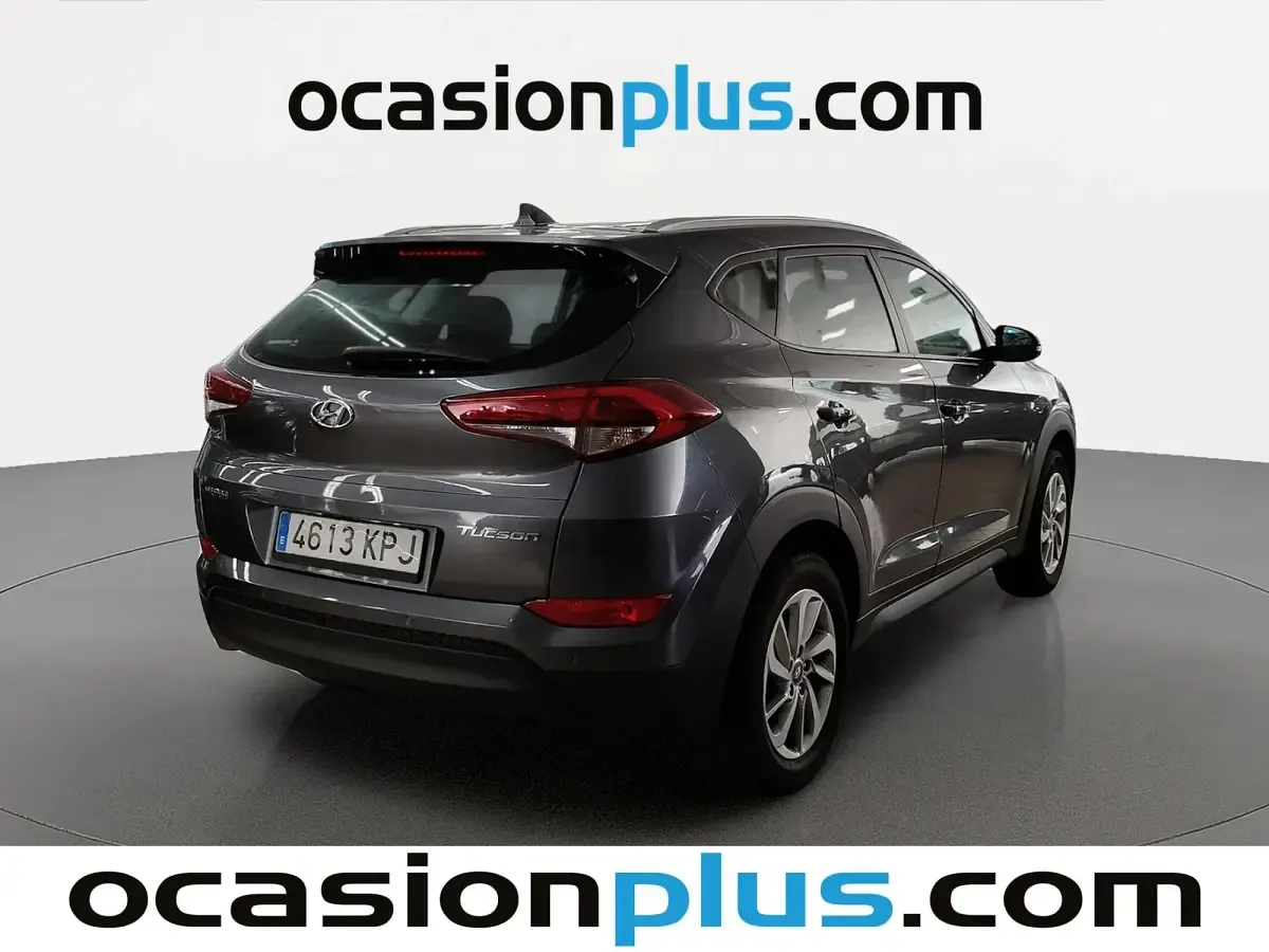 Usado Hyundai Tucson 131 CV (96 kW) 2018 Gris SUV