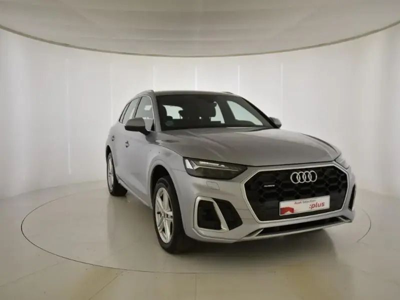 Gris/plata Usado 2023 Audi Q5 S-Line SUV | 50.990 € (Un poco caro) - Imagen 1/4