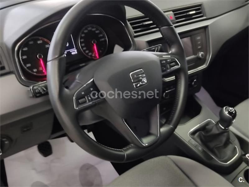 Usado Seat Ibiza Style 95 CV (69 kW) 2017 Blanco Berlina