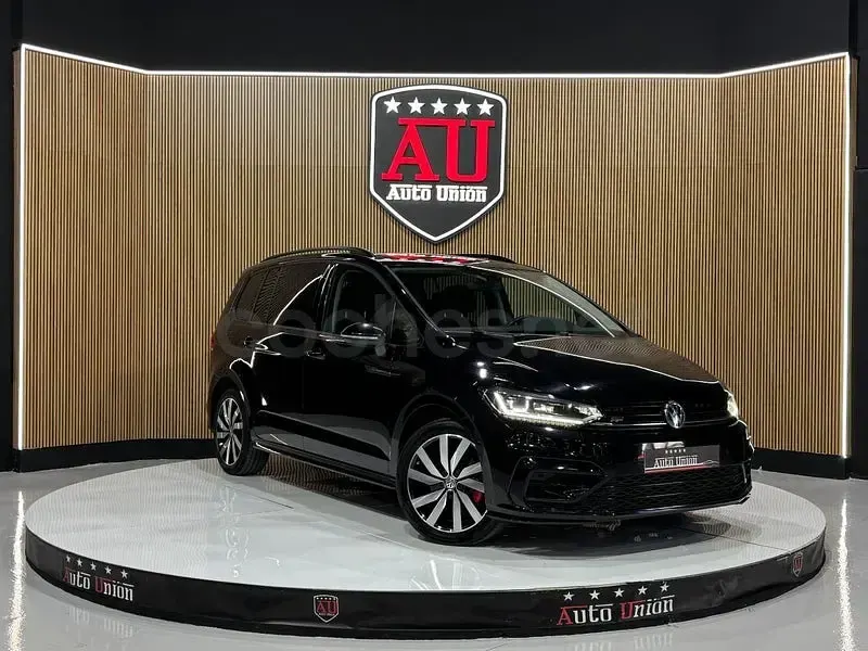 Usado VW Touran Sportline 150 CV (110 kW) 2020 Negro Monovolumen