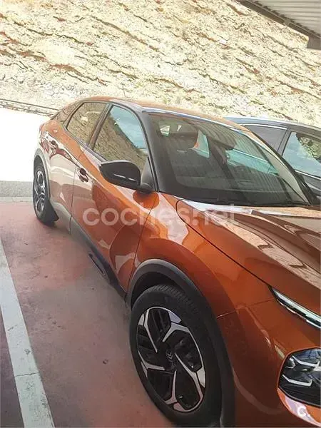 Usado Citroën C4 Feel 130 CV (95 kW) 2022 Naranja Berlina