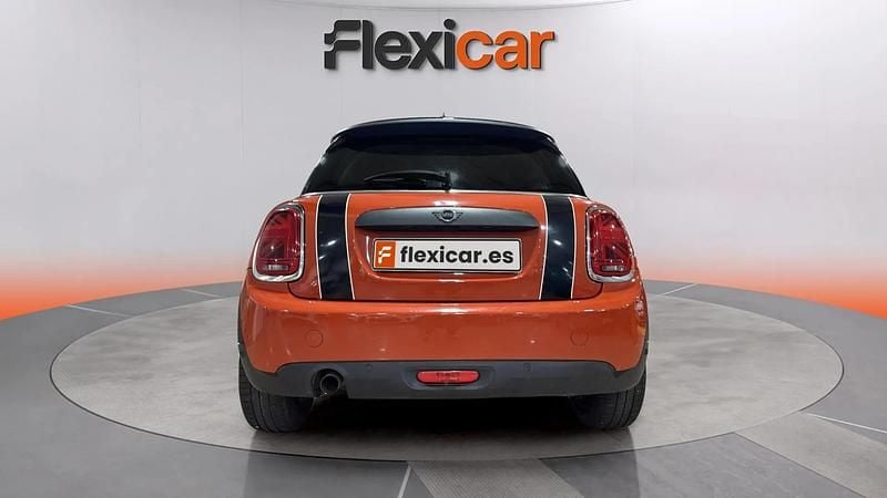 Usado Mini One D 95 CV (69 kW) 2019 Naranja Utilitario