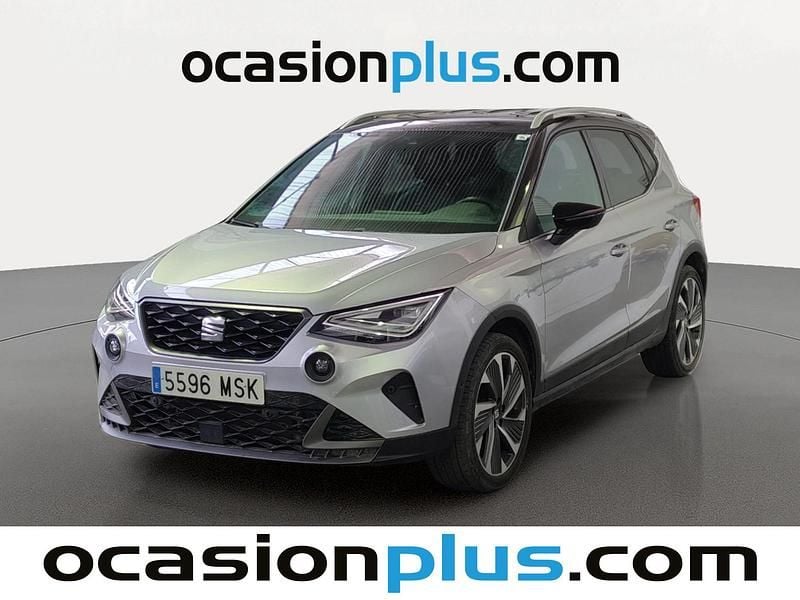 Gris plata Usado 2024 Seat Arona FR SUV | 20.446 € (Precio justo) - Imagen 1/4