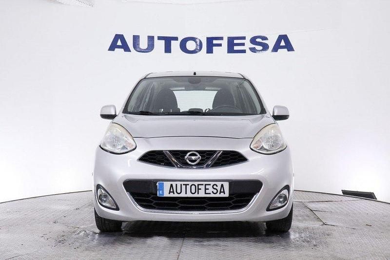Usado Nissan Micra Acenta+ 80 CV (58 kW) 2014 Plateado Utilitario