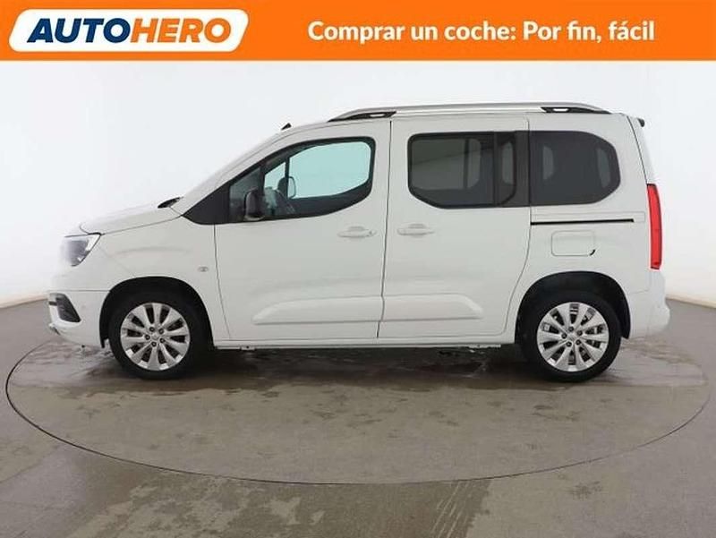 Usado Opel Combo Innovation 101 CV (74 kW) 2021 Blanco Monovolumen