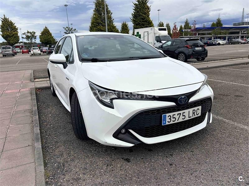 Blanco Usado 2021 Toyota Corolla Active Berlina | 17.000 € (Precio justo) - Imagen 1/4