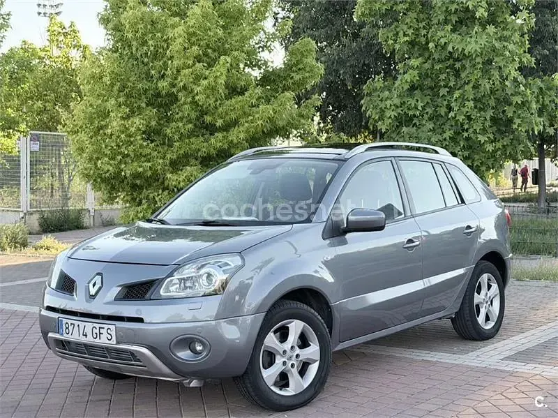 Usado Renault Koleos Dynamique 150 CV (110 kW) 2008 Azul SUV
