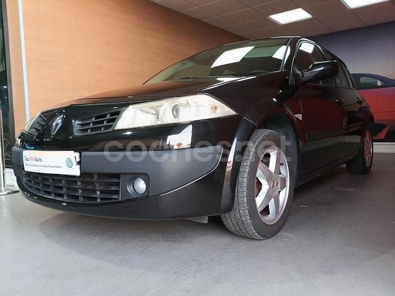 Usado Renault Mégane II 85 CV (62 kW) 2008 Negro Berlina