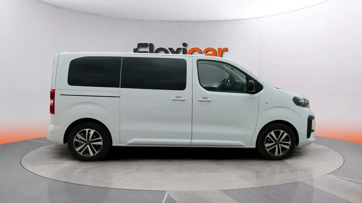Usado Peugeot Traveller Business-Line 180 CV (132 kW) 2024 Blanco Monovolumen