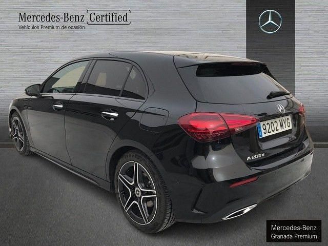 Usado Mercedes A200 150 CV (110 kW) 2025 Negro noche