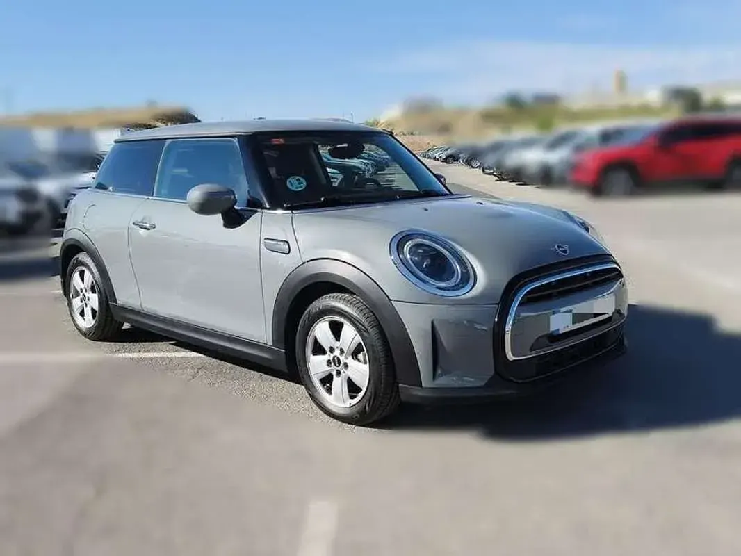 Usado Mini ONE 102 CV (75 kW) 2021 Gris Utilitario