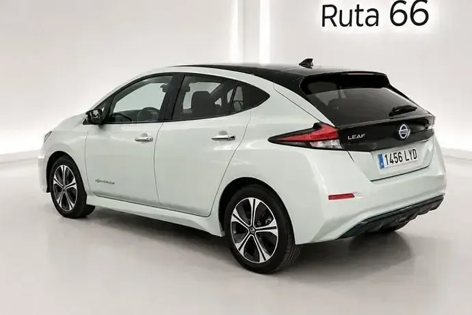 Usado Nissan Leaf Tekna 110 kW (150 CV) 2018 Utilitario