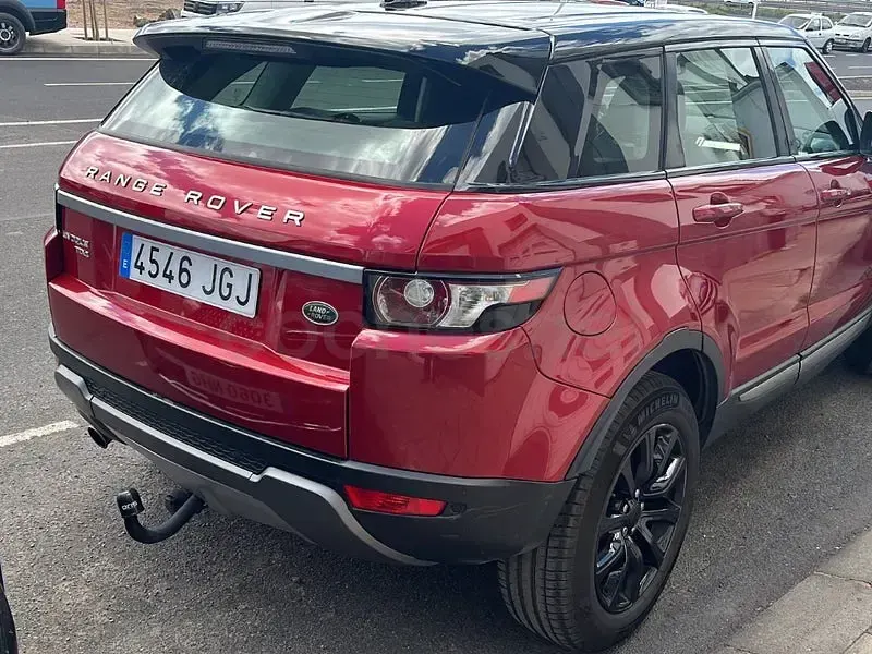 Usado Land Rover Range Rover evoque Dynamic 150 CV (110 kW) 2015 Granate SUV