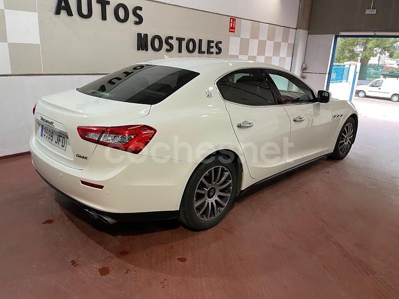 Usado Maserati Ghibli 275 CV (202 kW) 2015 Blanco Berlina