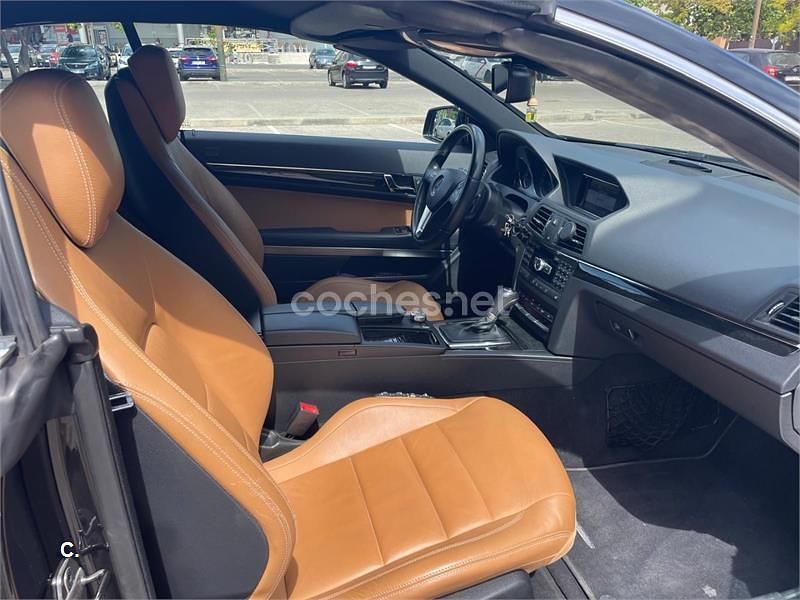 Usado Mercedes E250 Avantgarde 204 CV (150 kW) 2013 Negro Descapotable