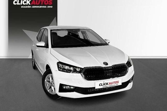 Usado Skoda Fabia Ambition 110 CV (80 kW) 2024 Negro Utilitario
