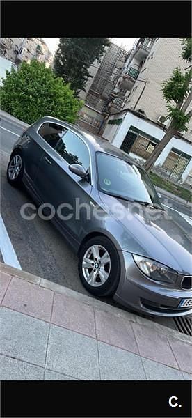 Gris / plata Usado 2009 BMW 118 Utilitario | 6400 € (Precio justo) - Imagen 1/4