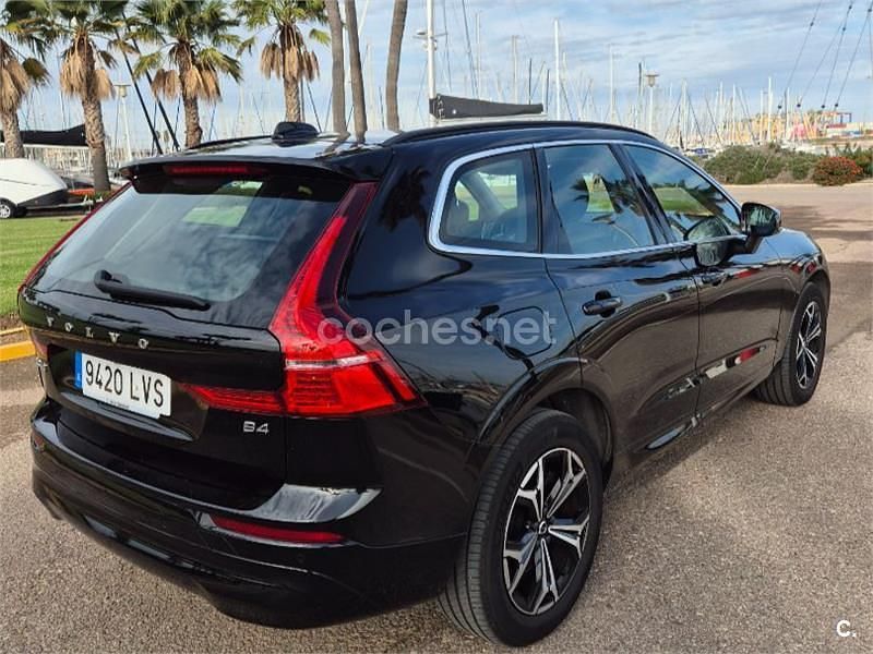 Usado Volvo XC60 Momentum 197 CV (144 kW) 2021 Negro SUV
