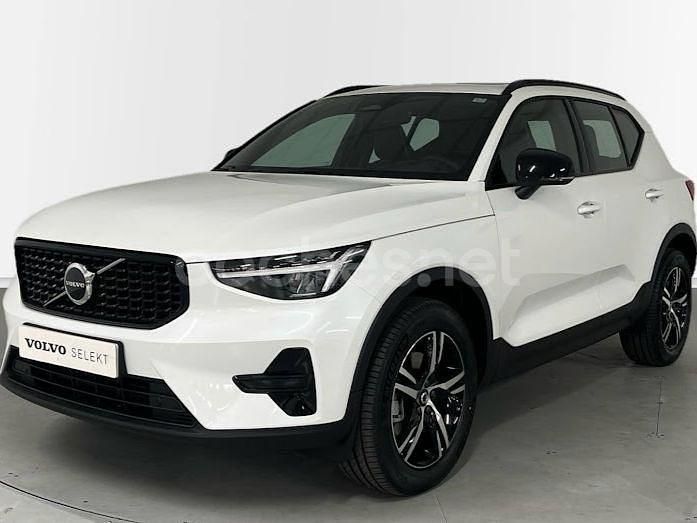 Blanco Nuevo 2025 Volvo XC40 Ultra SUV | 43.000 € (Precio justo) - Imagen 1/4