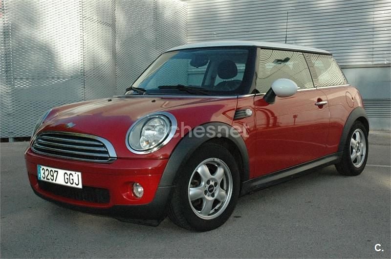 Usado Mini Cooper 120 CV (88 kW) 2008 Rojo Utilitario