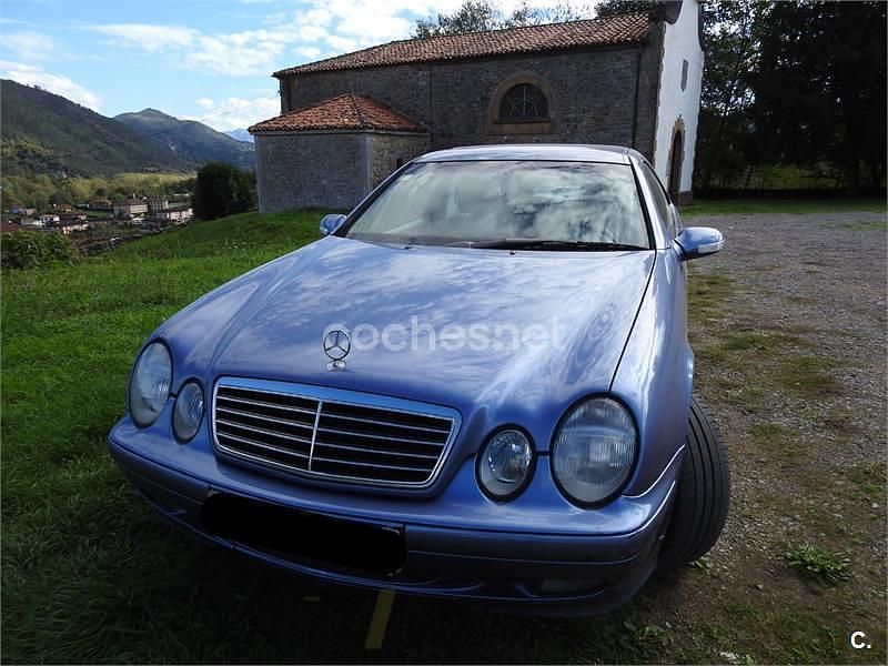 Usado Mercedes CLK200 Elegance 163 CV (119 kW) 2001 Azul Coupe