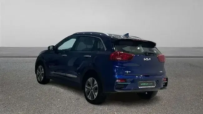 Usado Kia e-Niro 150 kW (204 CV) 2021 Azul SUV