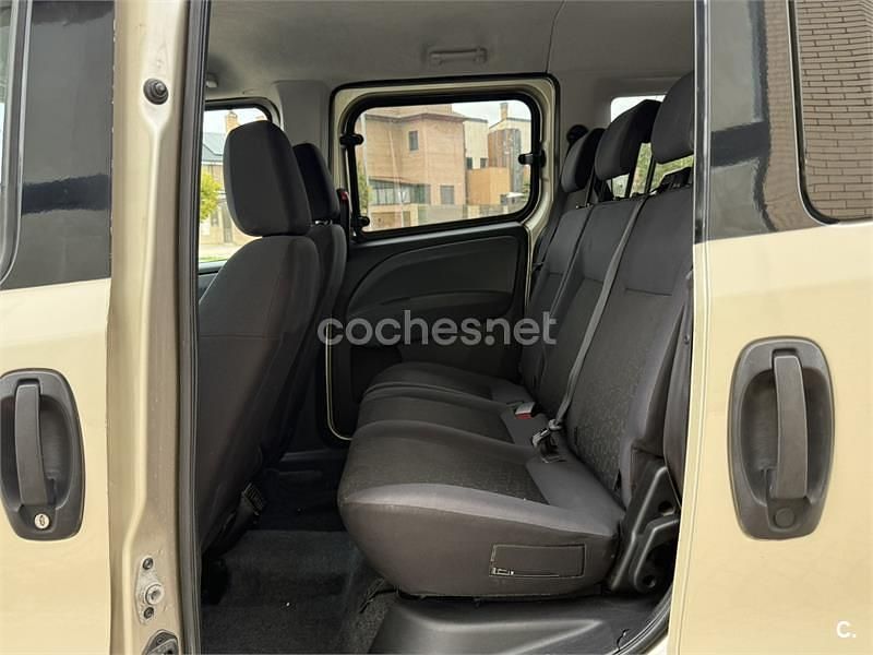 Beige Usado 2011 Fiat Doblò Dynamic Monovolumen | 6350 € (Precio justo) - Imagen 1/1