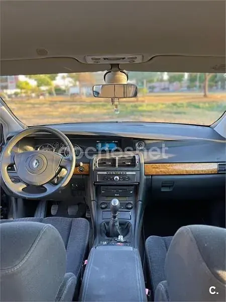 Usado Renault Vel Satis 150 CV (110 kW) 2005 Azul Utilitario