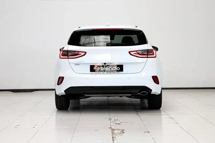 Usado Kia Ceed 160 CV (117 kW) 2024 Gris Utilitario