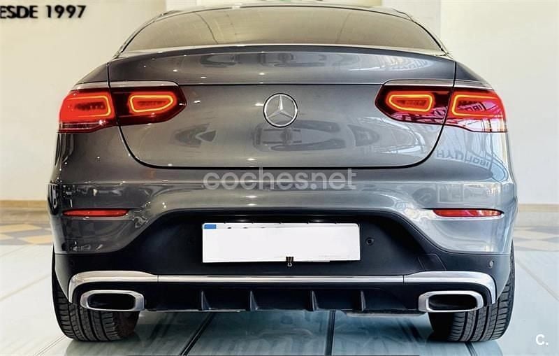 Usado Mercedes GLC300 245 CV (180 kW) 2020 Gris / plata Coupe
