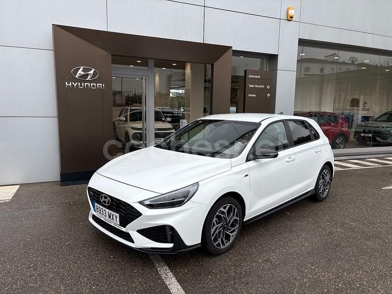 Blanco Usado 2025 Hyundai i30 N Line Berlina | 19.900 € (Buen precio) - Imagen 1/4
