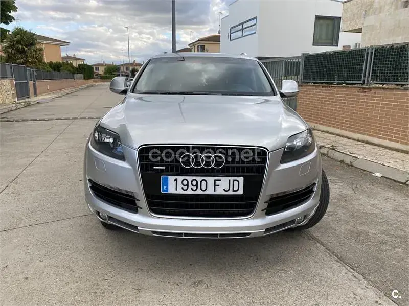 Usado Audi Q7 233 CV (171 kW) 2006 Gris / plata SUV
