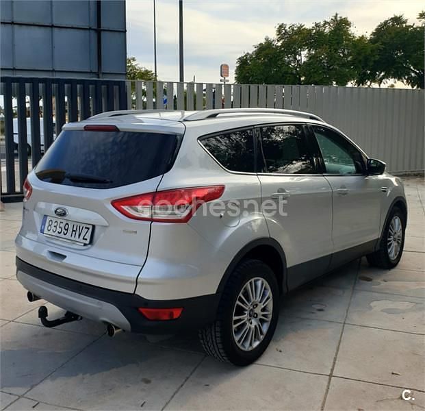 Usado Ford Kuga Titanium 150 CV (110 kW) 2014 Gris / plata SUV