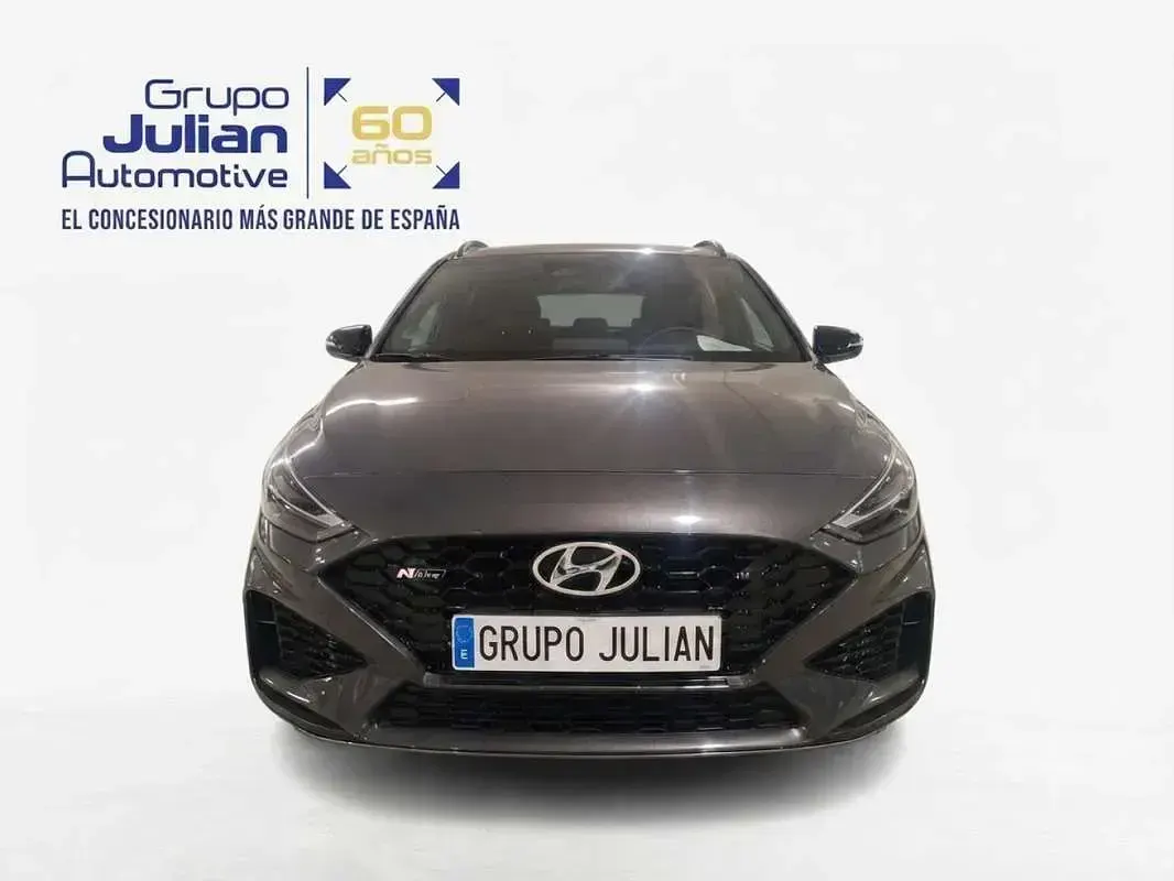 Usado Hyundai i30 N Line 101 CV (74 kW) 2024 Gris Familiar