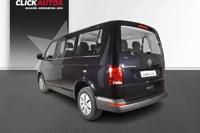 Usado VW Caravelle 110 CV (80 kW) 2024 Negro Van
