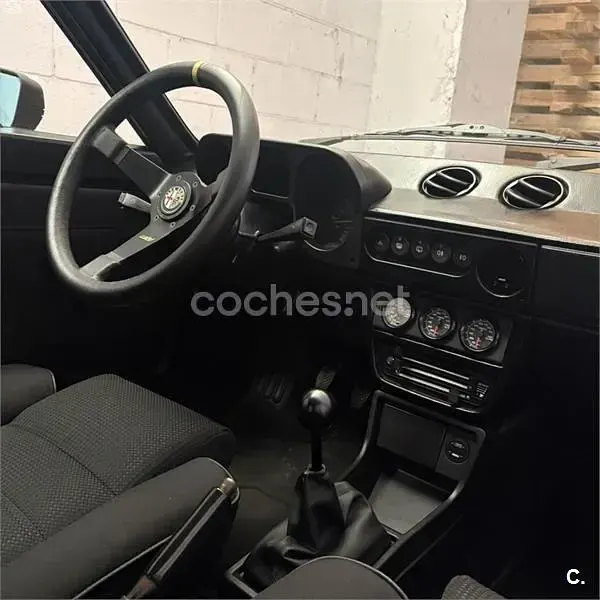 Usado Alfa Romeo Sprint Sprint 118 CV (86 kW) 1988 Rojo Coupe