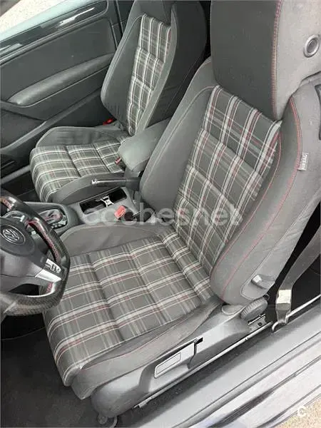 Usado VW Golf VI GTI 210 CV (154 kW) 2009 Negro Berlina