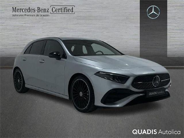 Occasion Mercedes A200 AMG line 150 PK (110 kW) 2025 Zilver