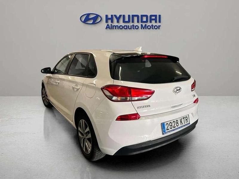 Usado Hyundai i30 GO! 120 CV (88 kW) 2019 Blanco Utilitario