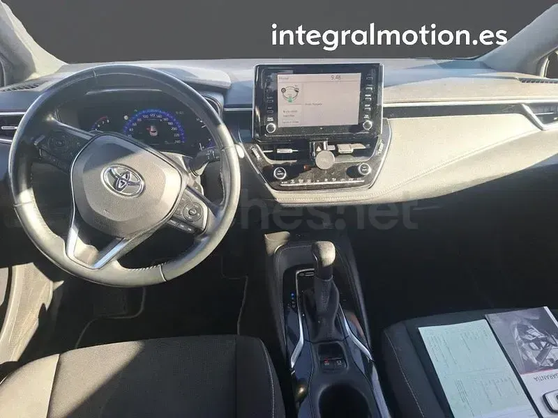 Usado Toyota Corolla Sport 180 CV (132 kW) 2020 Gris / plata Familiar
