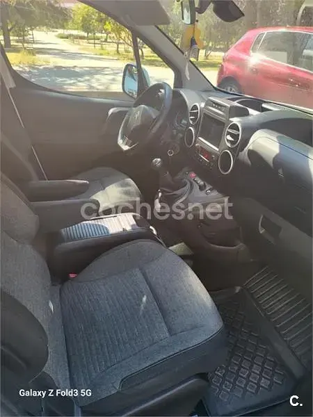 Usado Citroën Berlingo Feel 100 CV (73 kW) 2018 Blanco Monovolumen