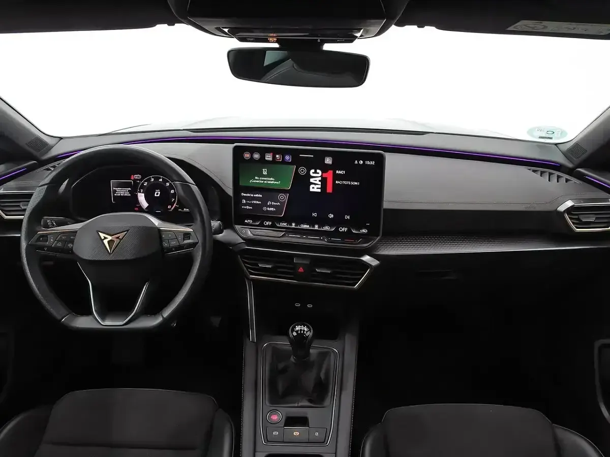 Usado Cupra Leon 150 CV (110 kW) 2025 Gris Berlina