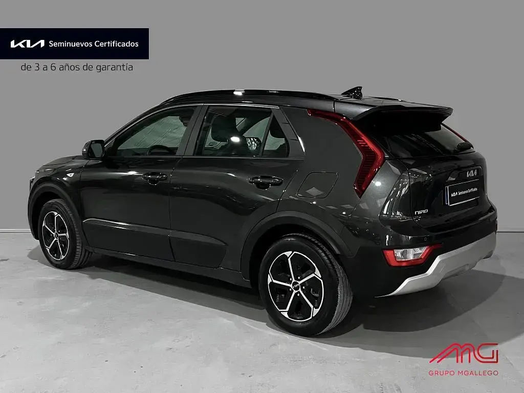 Usado Kia Niro 129 CV (94 kW) 2022 Interstellar gray (agt) SUV
