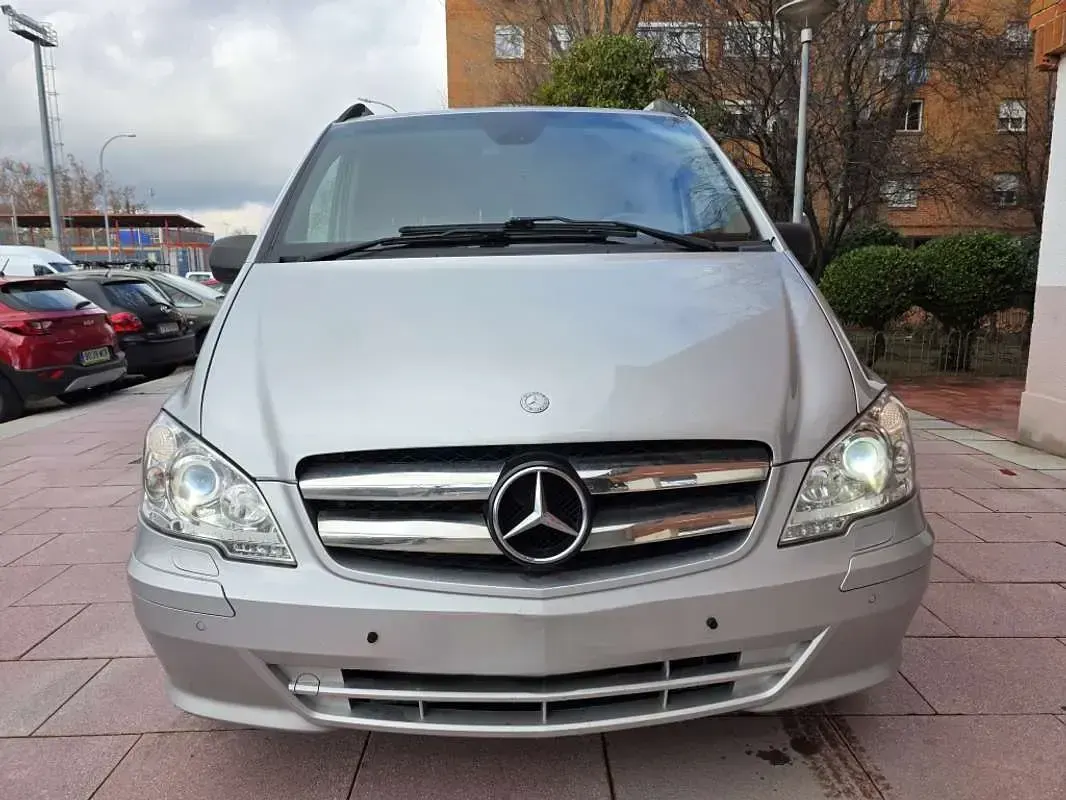 Usado Mercedes Vito 224 CV (164 kW) 2014 Gris Van