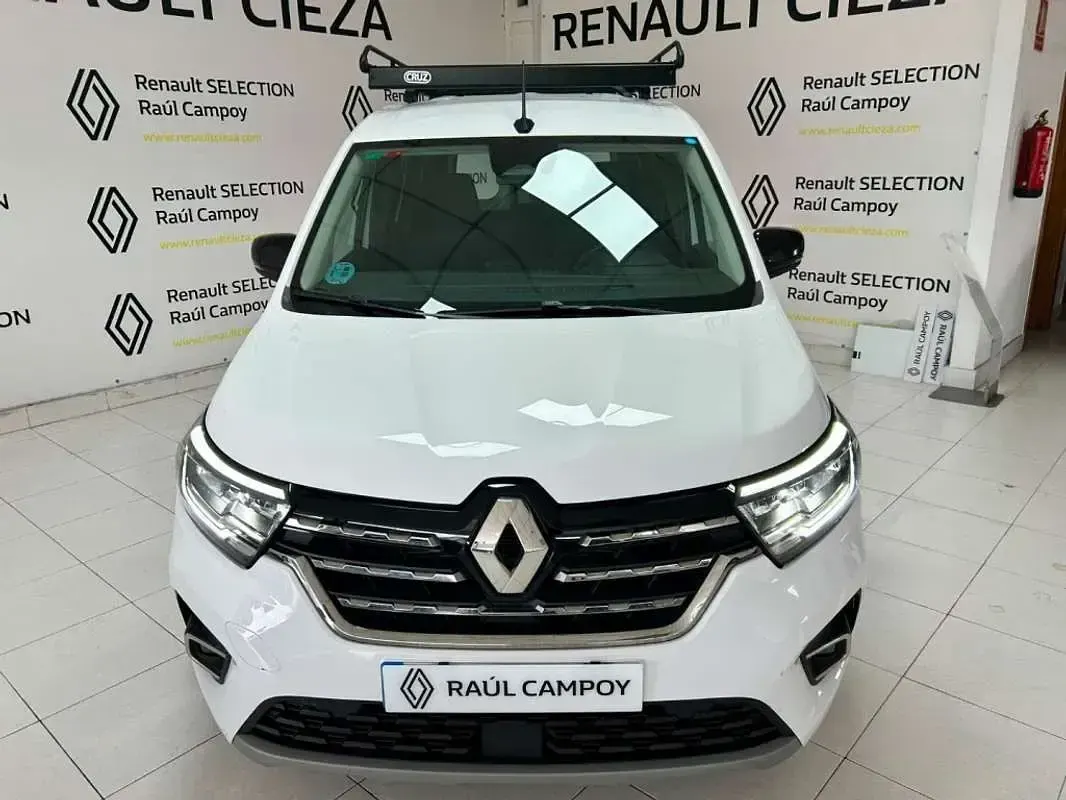 Usado Renault Kangoo LIMITED 95 CV (69 kW) 2021 Blanco Monovolumen